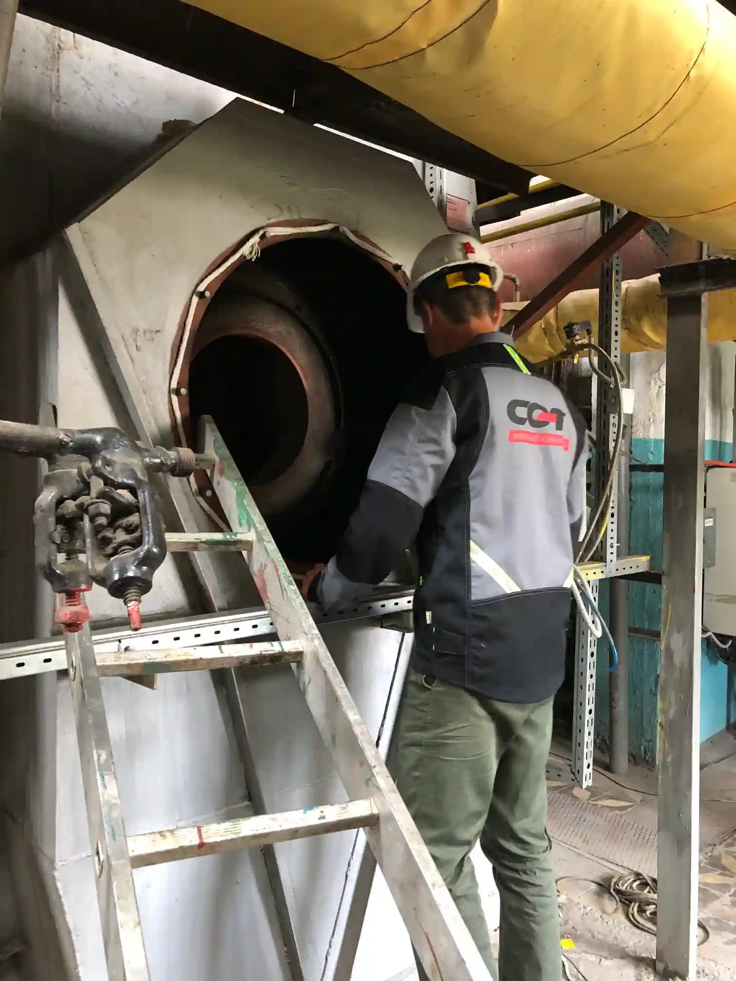 Ремонт и замена комплектующих: электрощитовое оборудование